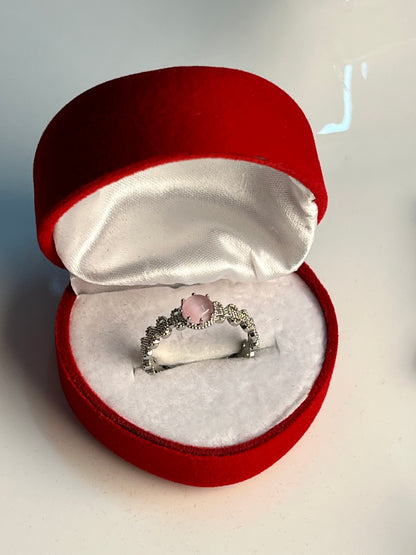 Pembe Taşlı Yüzük