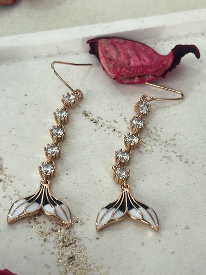 Balık Kuyruğu Çelik Küpe 🐟 - Aymiss Takı Aksesuar - Aymiss Takı Aksesuar - Çelik Takı - Kadın - Takı