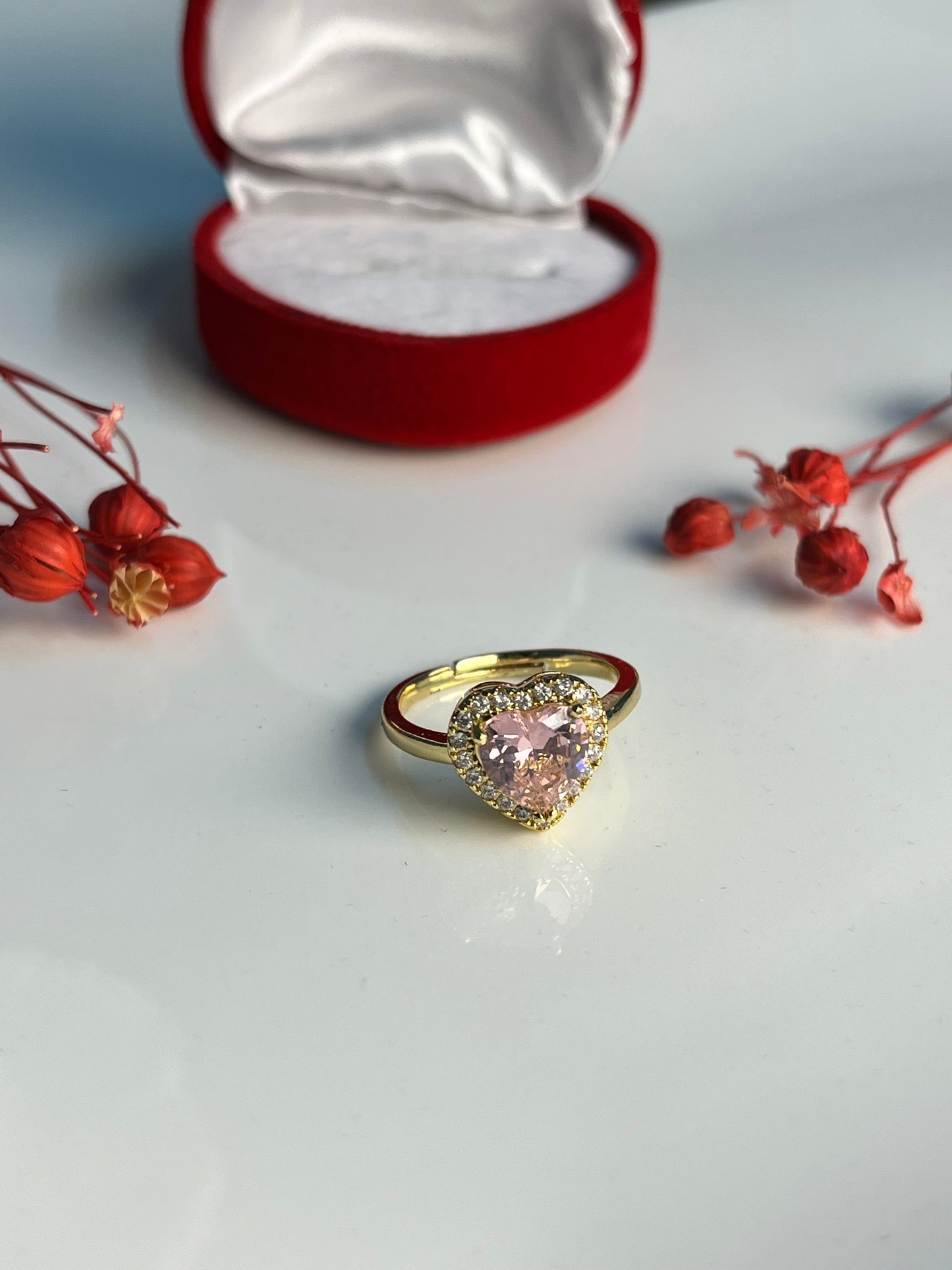 Altın Kaplama Pembe Kalp  Detay Yüzük