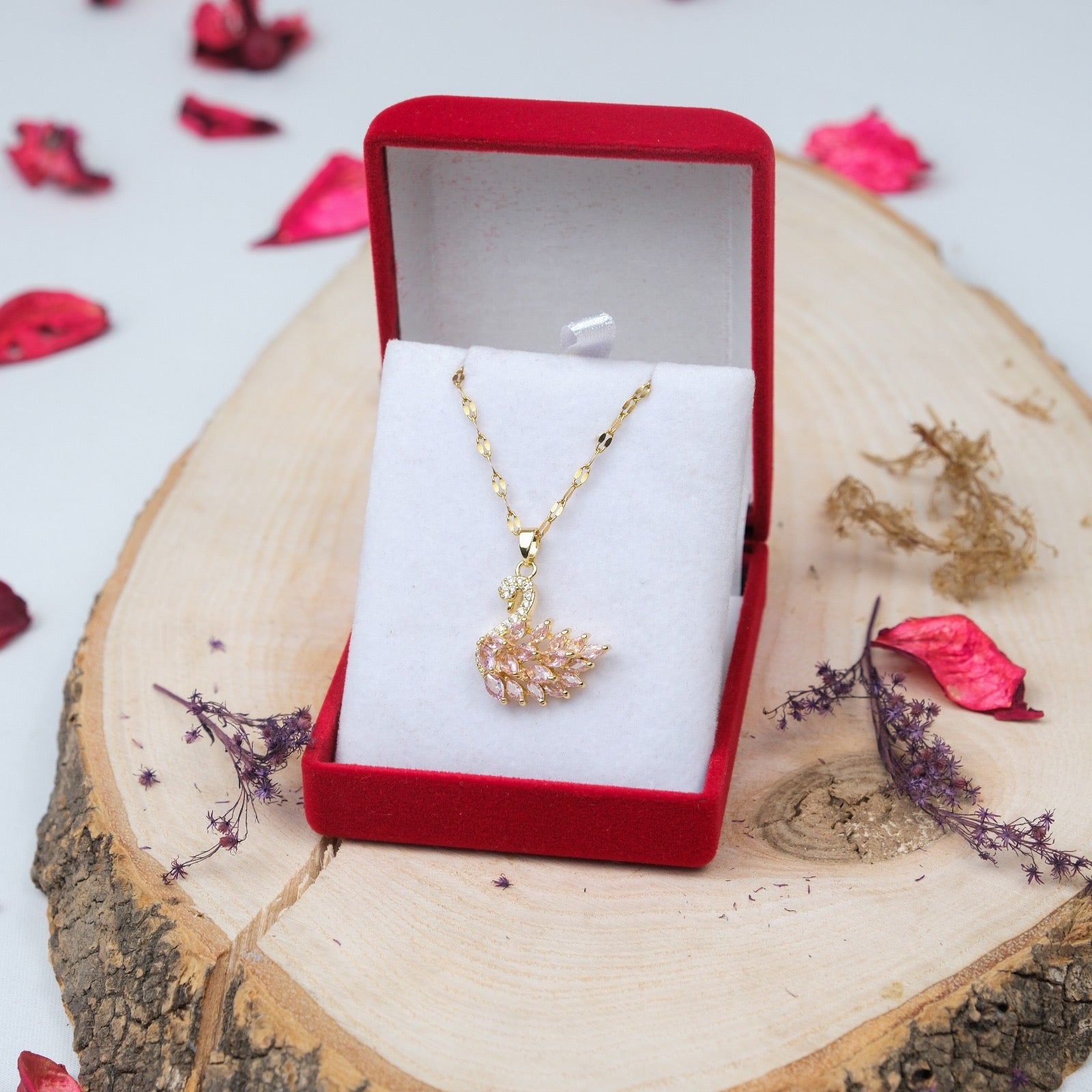 Altın Kaplama Swarovski Taşlı Kuğu Kolye