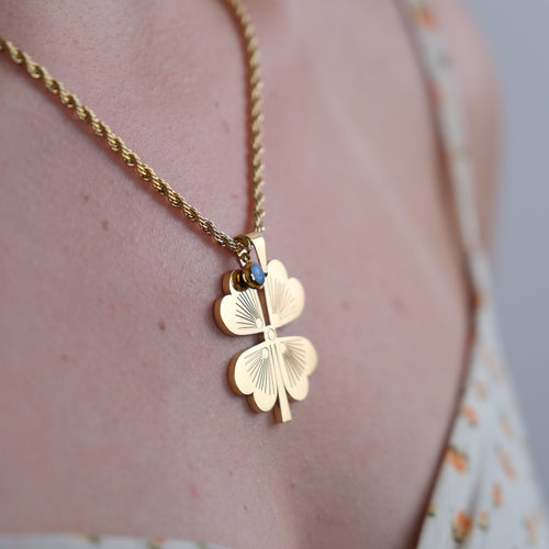 Altın Kaplama Yonca Kolye