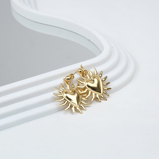 Altın Kaplama Kalp Detay Küpe