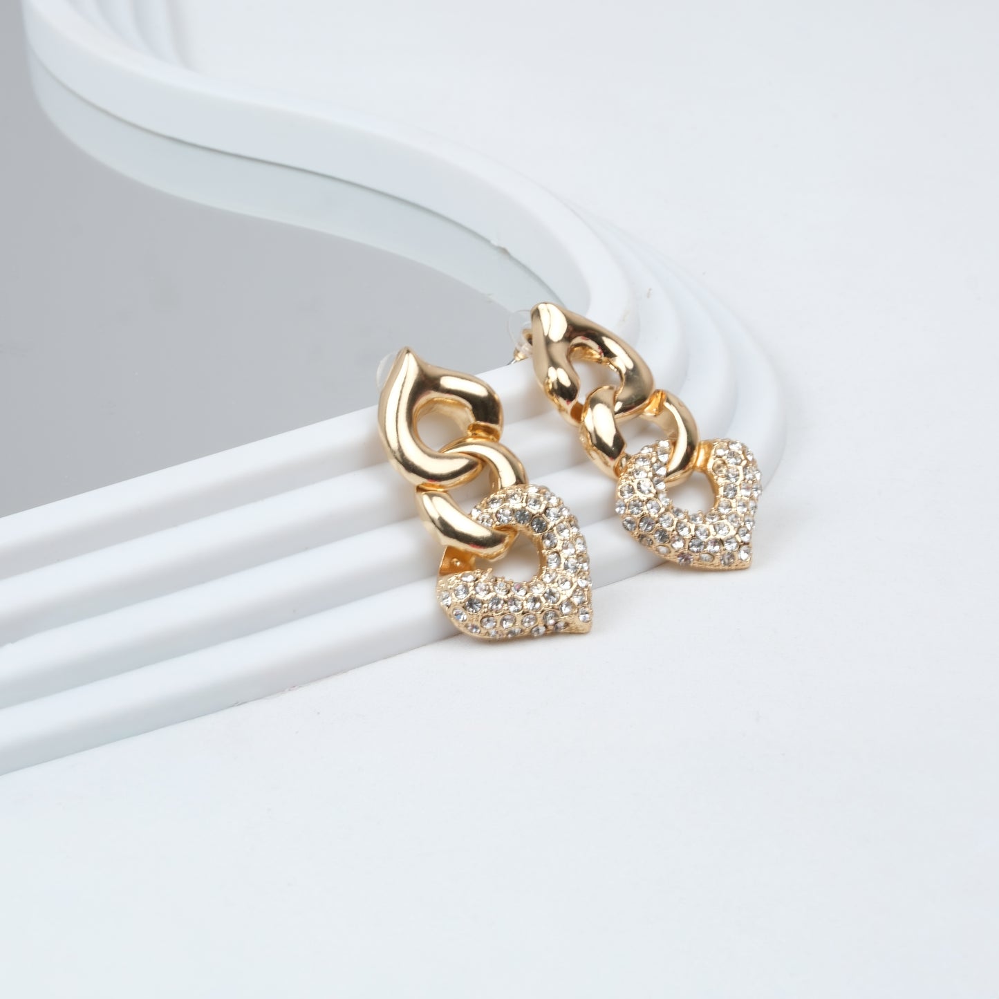 Altın Kaplama Düğüm Detay Küpe