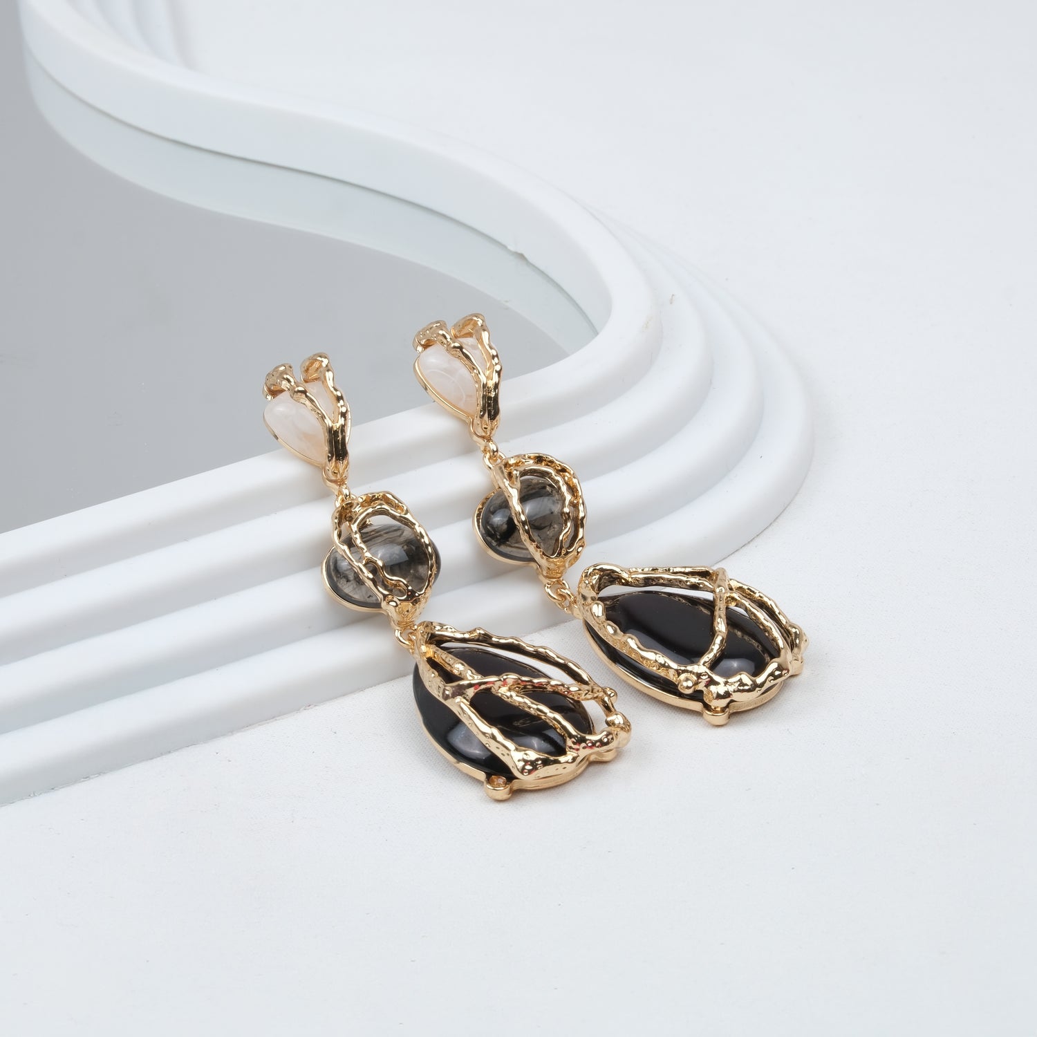 Altın Kaplama Zra Model Siyah Taşlı Küpe