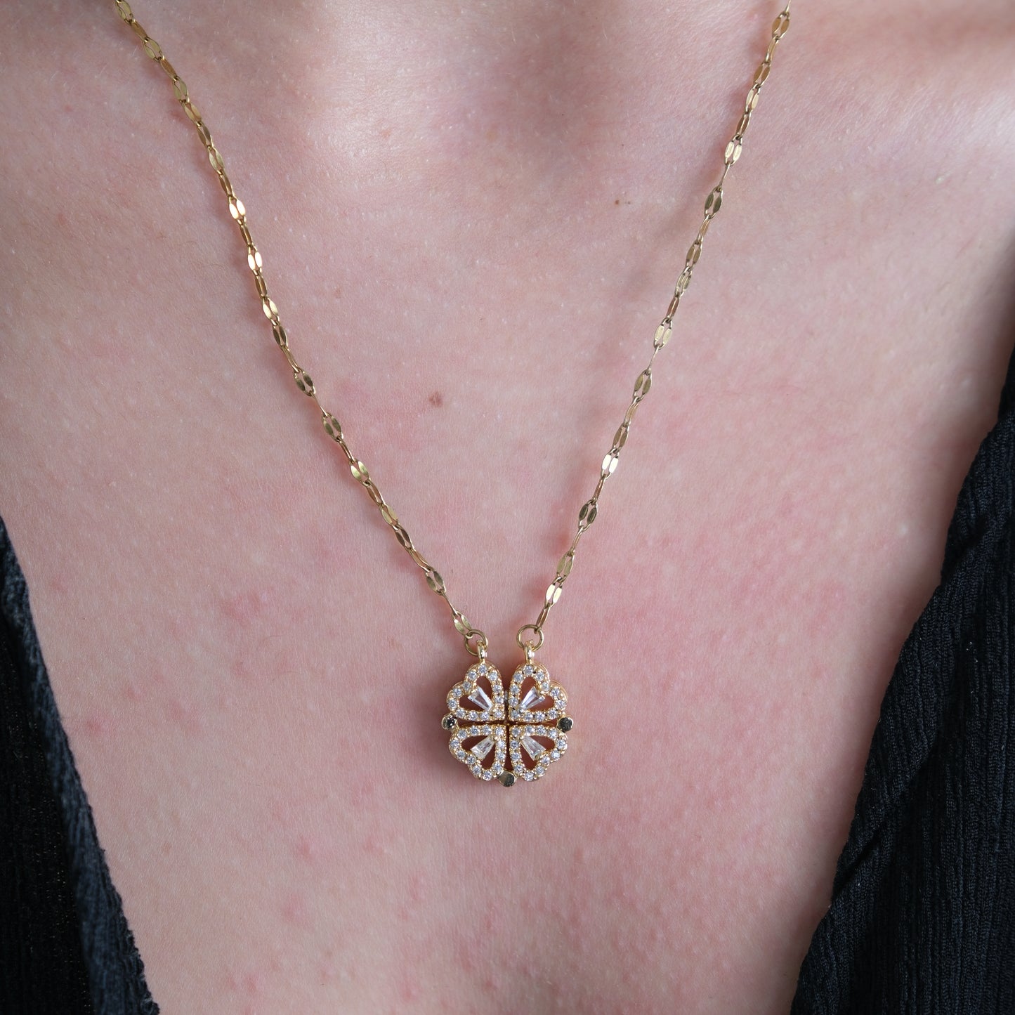 Altın Kaplama Açılabilir Yonca Kalpli Kolye