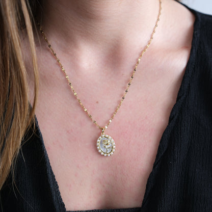 Altın Kaplama İnci Detaylı Güllü Kolye