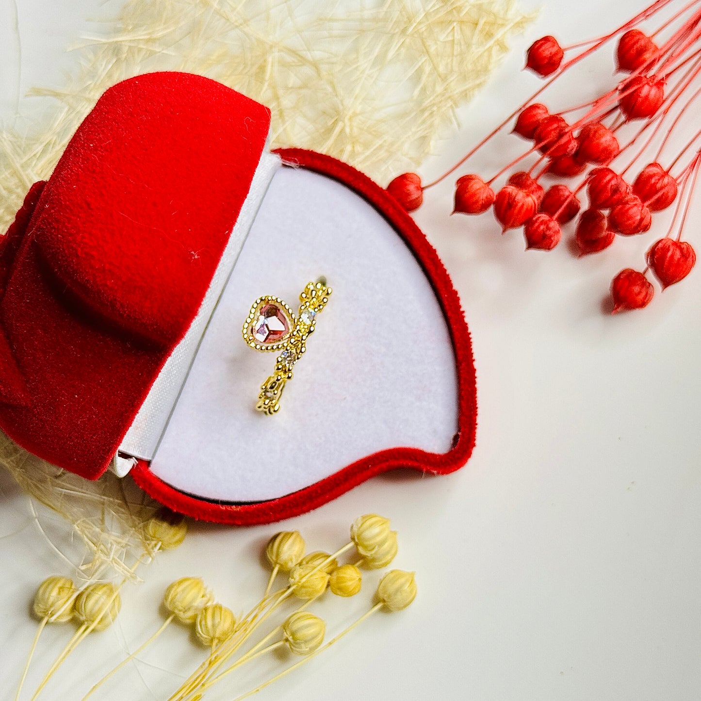 Altın Kaplama Pembe Taşlı Prenses Yüzük