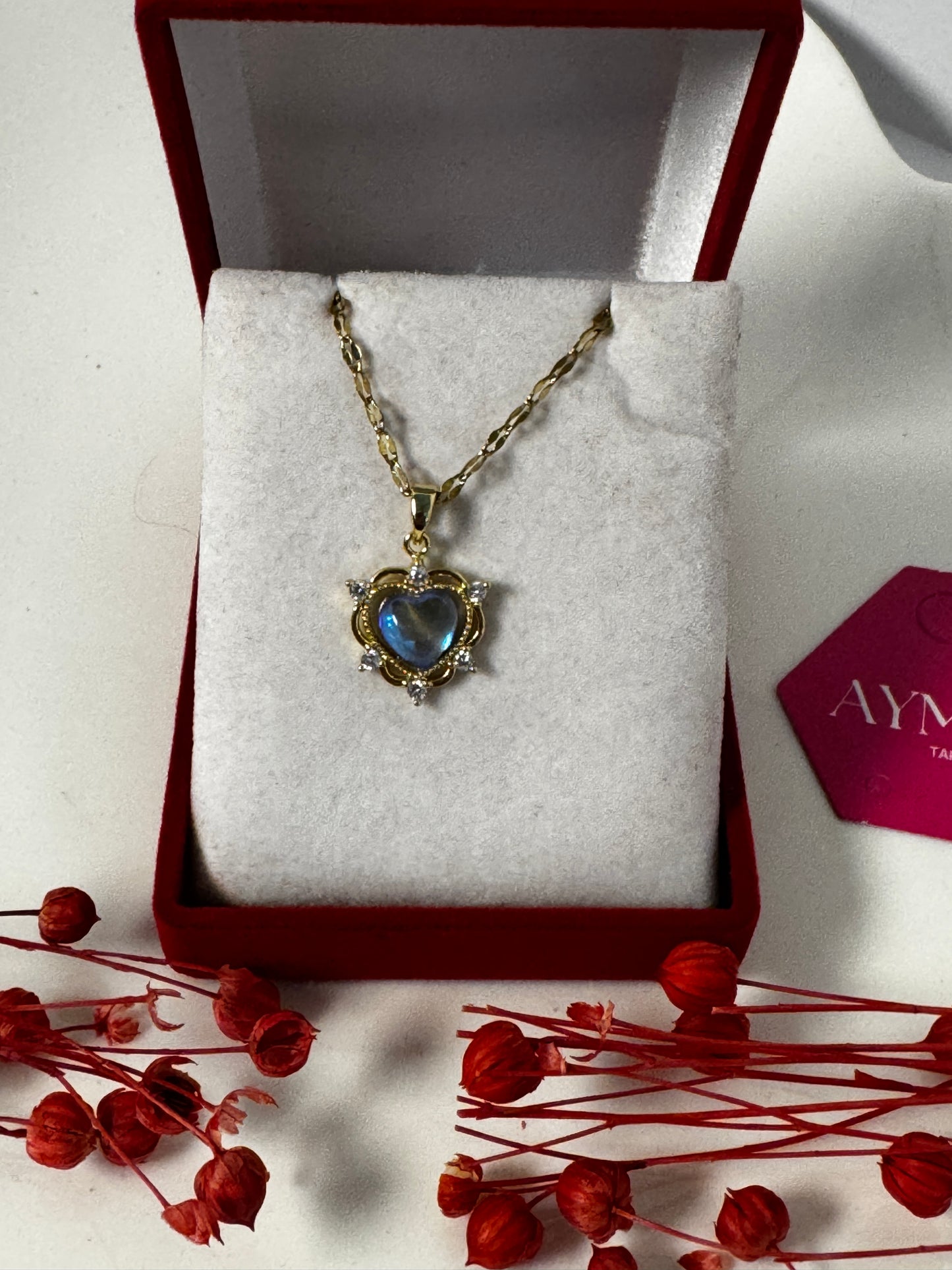 Altın Kaplama Aşkın Büyüsü Kolye